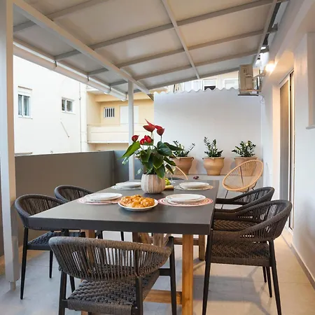 Koum Kapi Veranda * חאניה